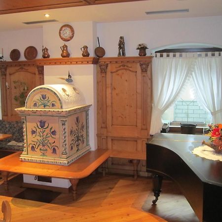 Hotel Alpina Pinzolo Εξωτερικό φωτογραφία