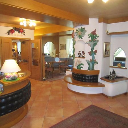Hotel Alpina Pinzolo Εξωτερικό φωτογραφία