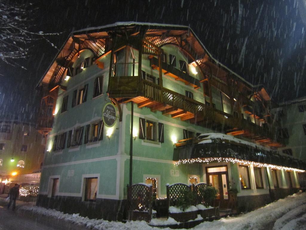 Hotel Alpina Pinzolo Εξωτερικό φωτογραφία