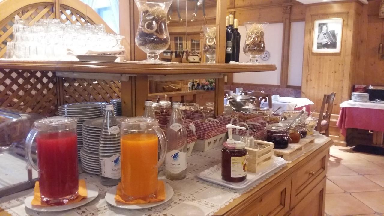 Hotel Alpina Pinzolo Εξωτερικό φωτογραφία