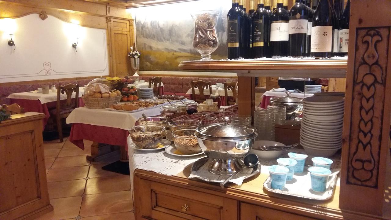Hotel Alpina Pinzolo Εξωτερικό φωτογραφία